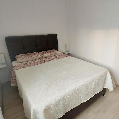 Apartman Near Fazana-500 From The Sea Екстер'єр фото